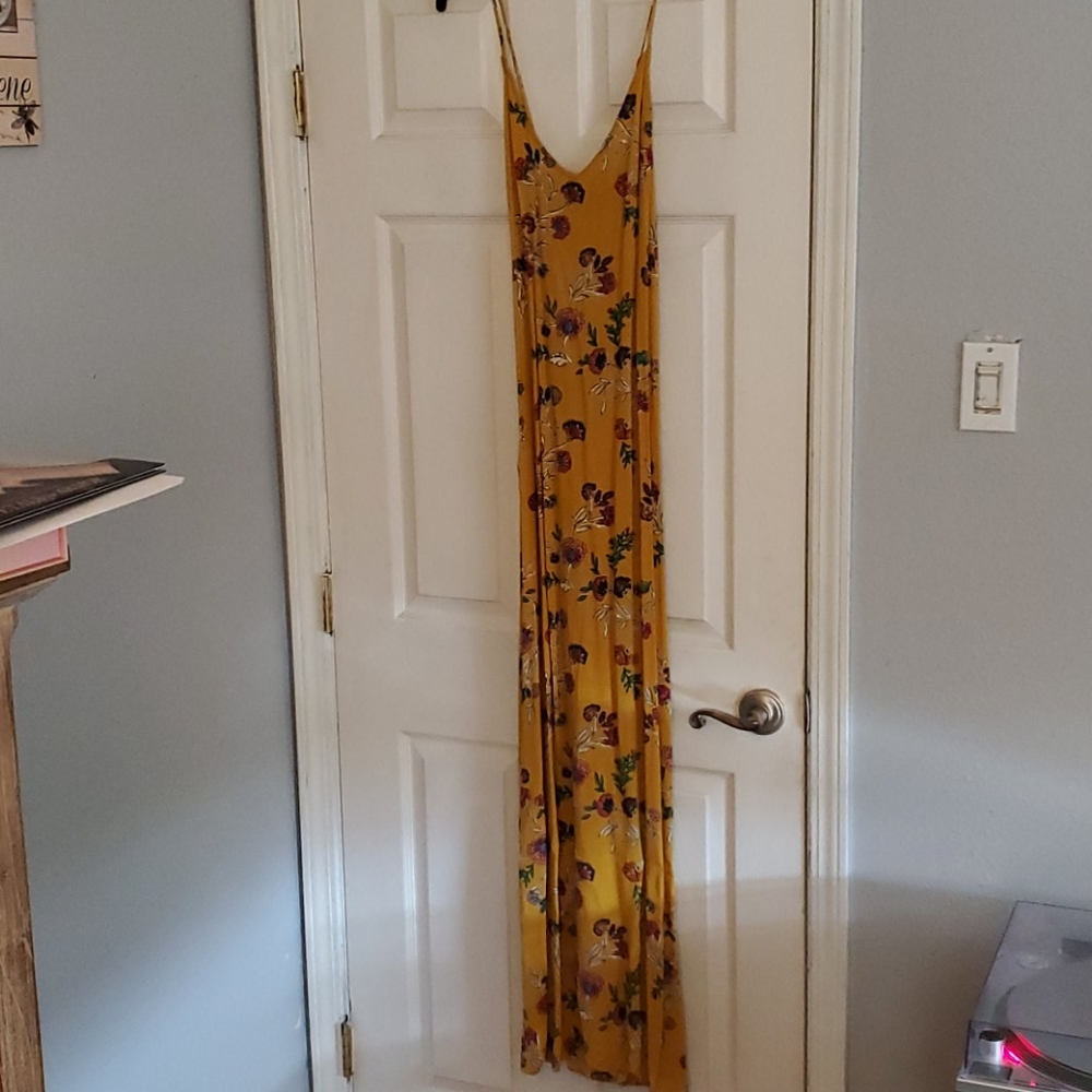 Old navy XL strappy floral maxi dress